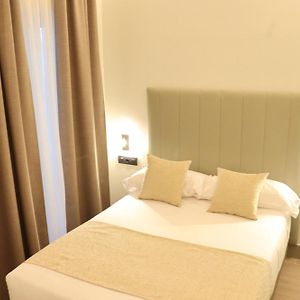 Hostal La Rua-Montera